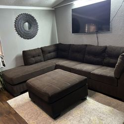 L Shape Sectional With Ottoman 