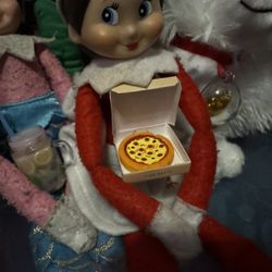 Elf On The shelf Pizza 