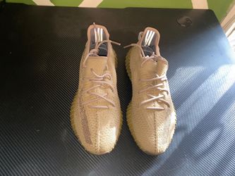 Yeezy 350 Earth 🌍 Size 11
