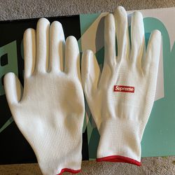 Supreme Mechanics Gloves “One Size Fits All”