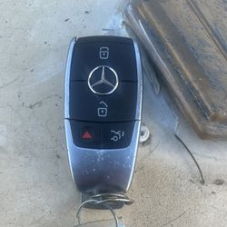 Mercedes Key