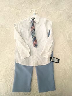 Boys Tommy Hilfiger pant and shirt set size 5
