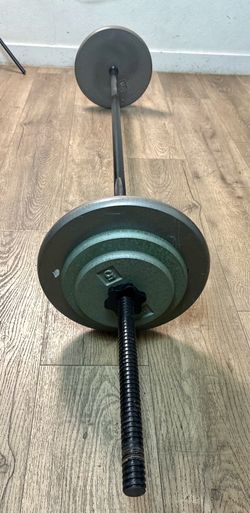 BRAND NEW Standard Steel 7 ft Bar With  Gently USED Cast Iron Weight Plates:25s, 10s, and 5s lbs.(Total: 100 lbs)