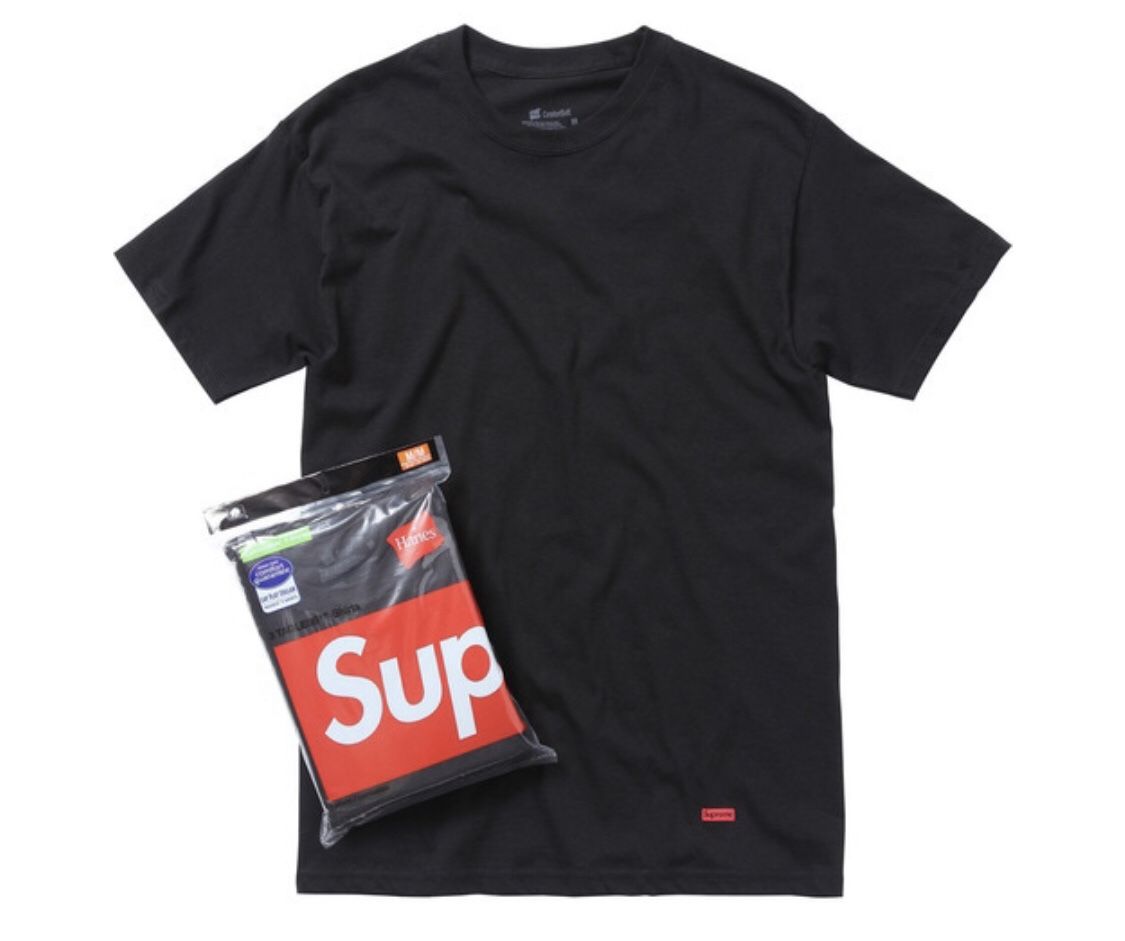 Supreme/Hanes 3-Tee Shirts