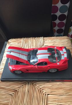 118 Metal model cars viper