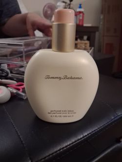 Tommy bahama