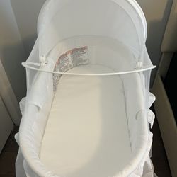 NEW! Dream On Me 2 in 1 Bassinet 