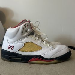 Air Jordan 5 Fire Red 