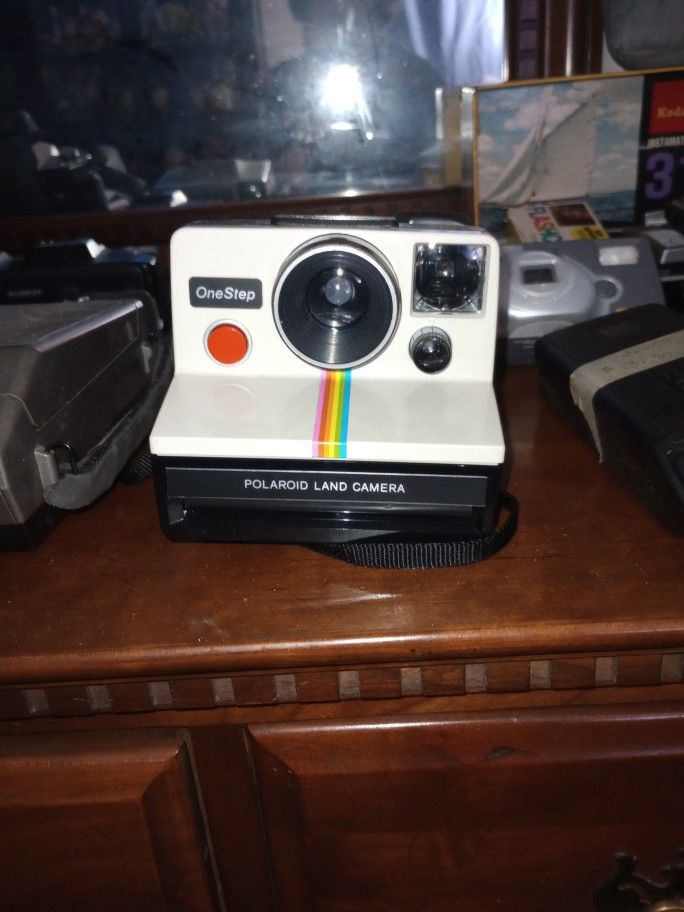 One step Vintage 1970 Polaroid Land Camera Brand New And Never Been Used