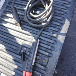 Lincoln Electrode & Cord 220v 