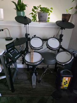Simmons SD600 Drum Kit