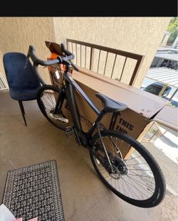 New Gravel e bike medium frame 0 miles Ozark rebel +