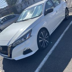 2020 Nissan Altima