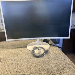 Samsung Curved 27 Inches monitor 