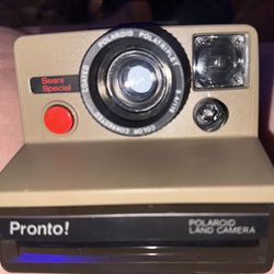 Preowned POLAROID LAND CAMERA PRONTO SEARS SPECIAL VINTAGE FROM Commercial surplus in good working condition located Off lake mead and Simmons area as