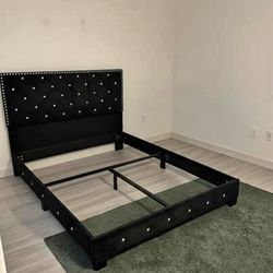 Cama king size 🛏️ con colchón Pago contra entrega