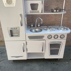 Playing Kitchen 