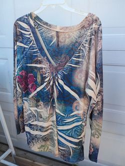 Ladies 2X Top Long Sleeve