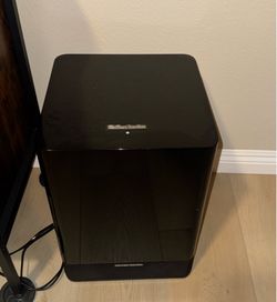 Preowned working Harman Kardon sb 16 sub speaker with remote