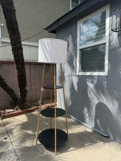 3 - tier lamp