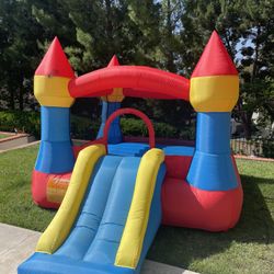 Bounce House 