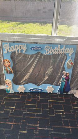Frozen photo prop