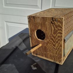 Nesting Boxes / Birdhouses