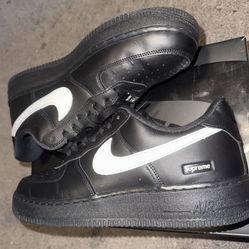 Supreme Nike Air Force 1 Size 9.5  Black AF1