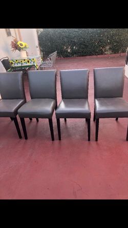 Leather Dinner Table  Chairs