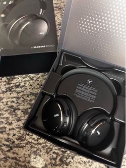 Y600 NC HEADPHONES