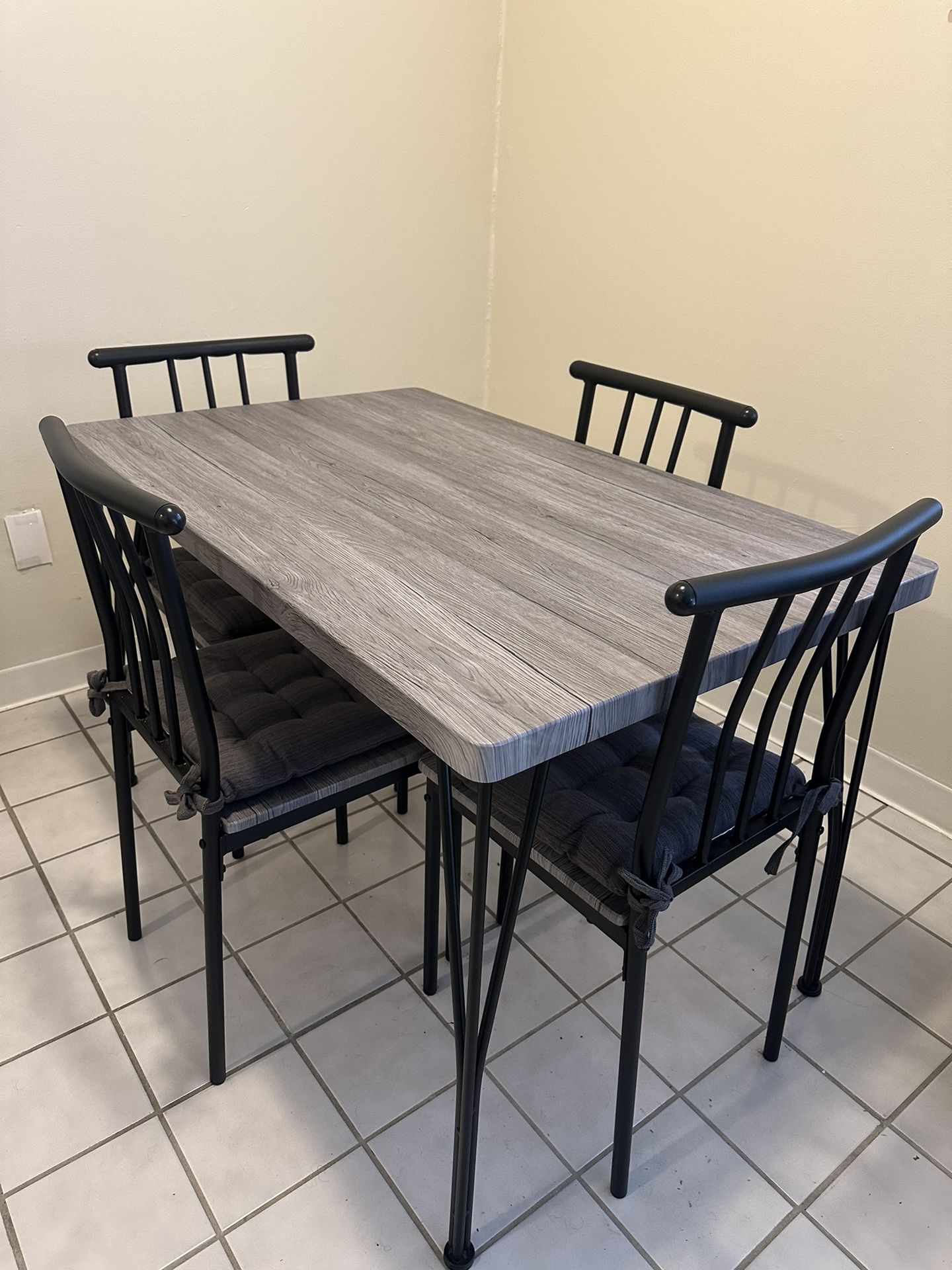 Dining table with 4 chairs and chair cushions, lightly used. for Sale ...