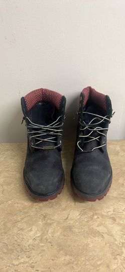 New Timberland size 10 1/2 New Timberland size 10 1/2