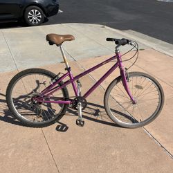hybrid/commuter bike size medium-small
