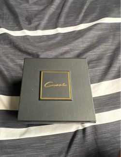 Carré Paris stain steel gold watch