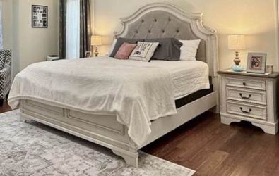 bedroom set