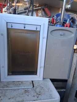 Small pet door 5" 1/2 wide  9 "1/2 tall -door or wall mount complete
