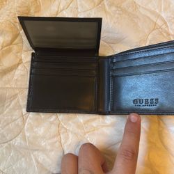 Guess Wallet 