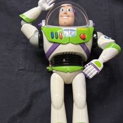 Disney Toy Story 12" Buzz Lightyear Interactive Action Figure