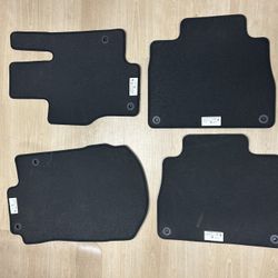 2021 Mercedes GLC floor Mats