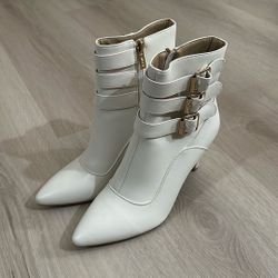 IDIFU Women's Pointed Toe Kitten Heel Booties