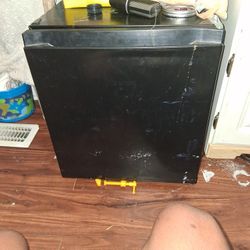 Can Be Used For People That Drives Trucks Mini Fridge 