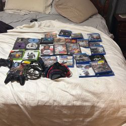 Lot Of Games And Headsets Xbox 360 | PS4 | PlayStation | 
