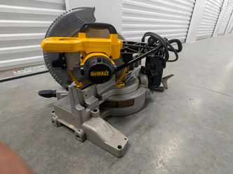 DeWalt DW715 15 amp compound miter saw