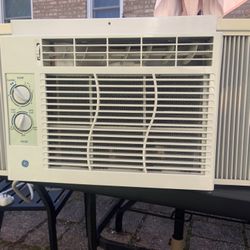 GE 5000 Btu Window AC