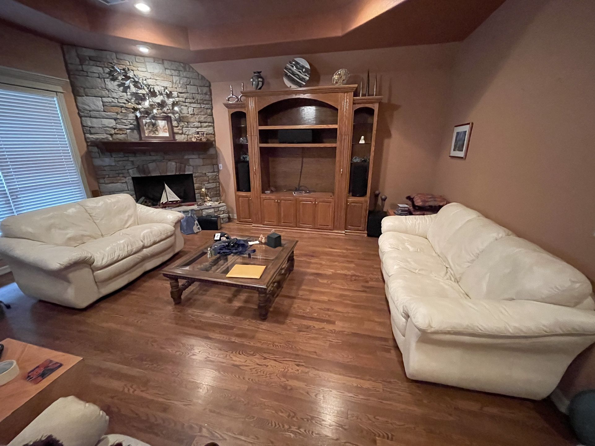 Cream White Soft Leather Sofa & Loveseat Set