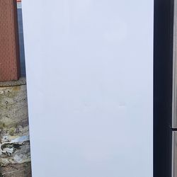 GE Upright Freezer W35xD26xH72