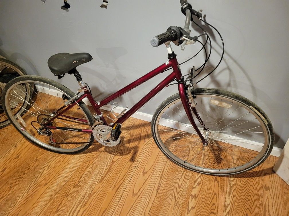 Woman's Mongoose