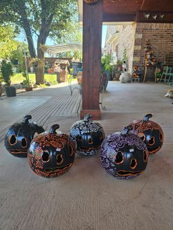 Talavera Medium Size Black Pumpkin. Halloween Or Dia De Muertos. Pottery $55 cada una.