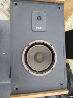 Advent old-school vintage speakers