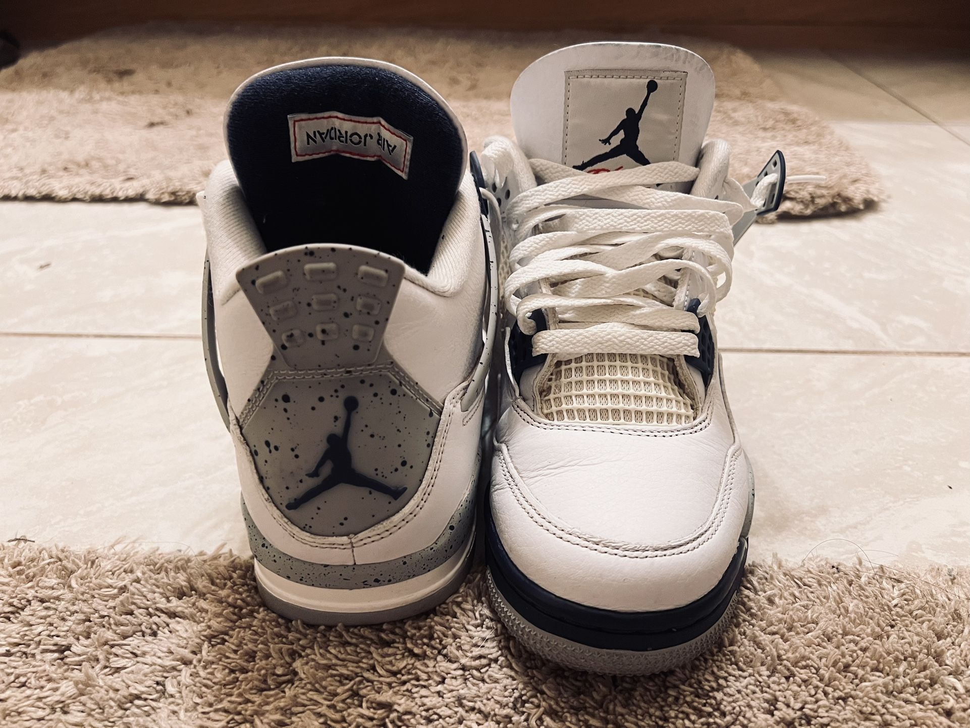 Jordan 4 Retro